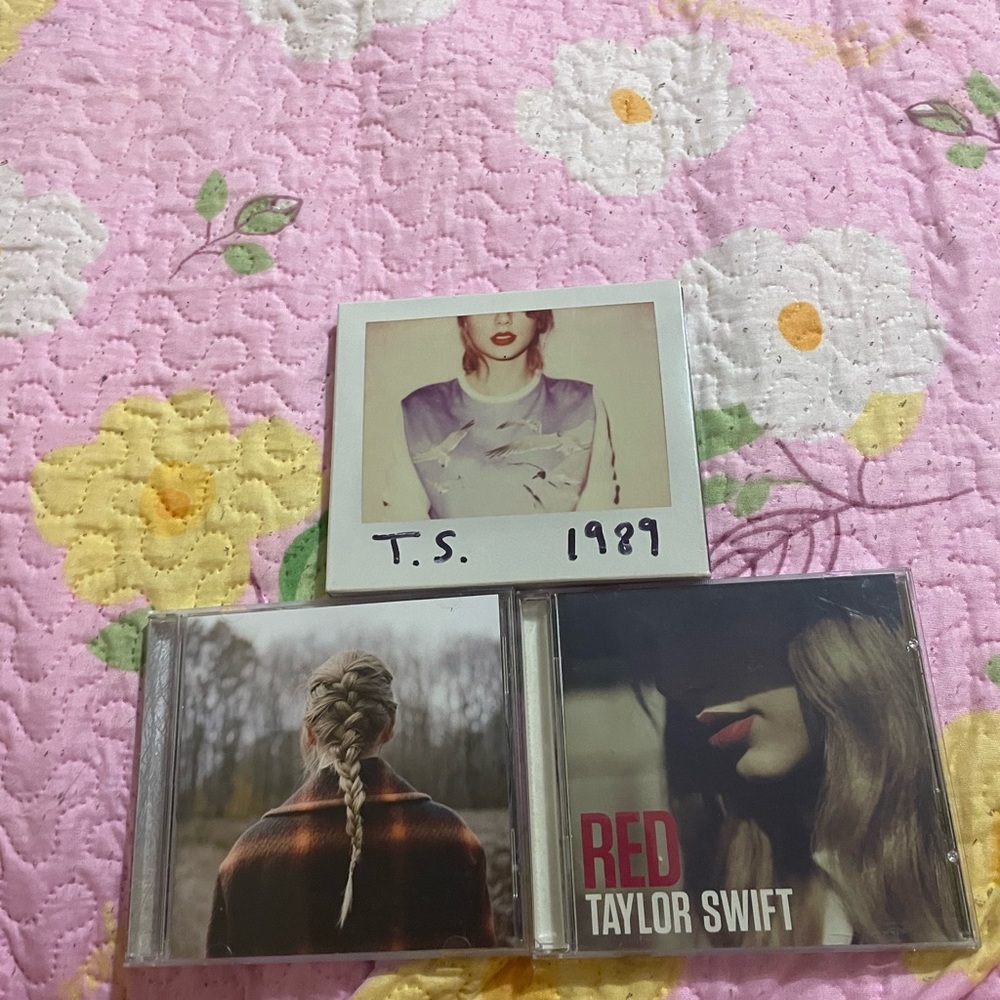 Taylor Swift Albums CD